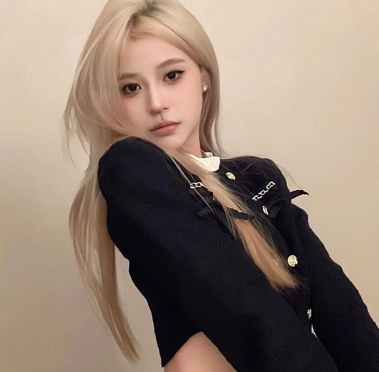 摄影师玩小红书违法吗怎么举报，摄影师玩小红书违法吗？如何举报？一文说清